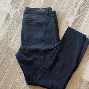 Women’s LC Conrad black skinny jeans
